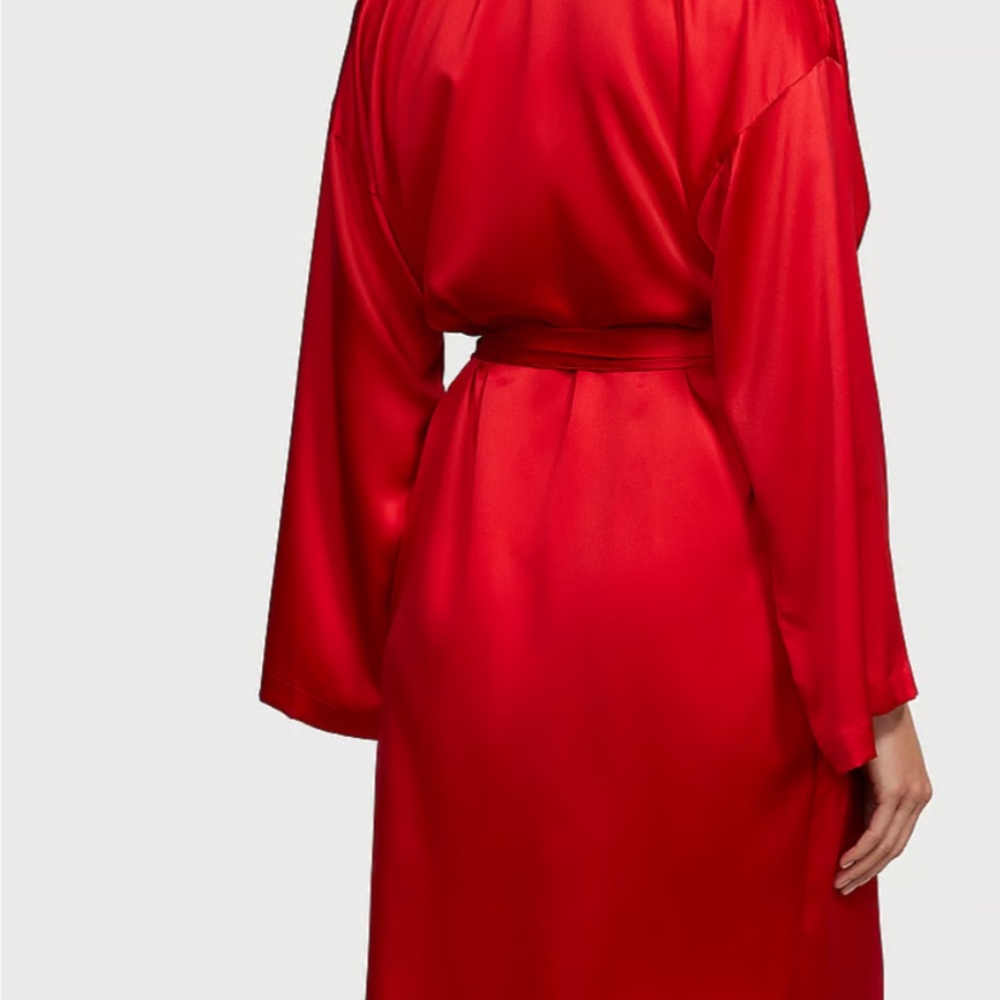 Victorias Secret Satin Robe Red - Picture 3 of 6